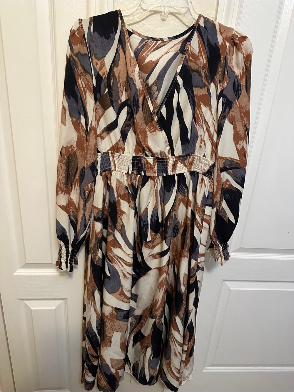 Women's Brown Black Cream Printed Long Sleeve Midi Dress
